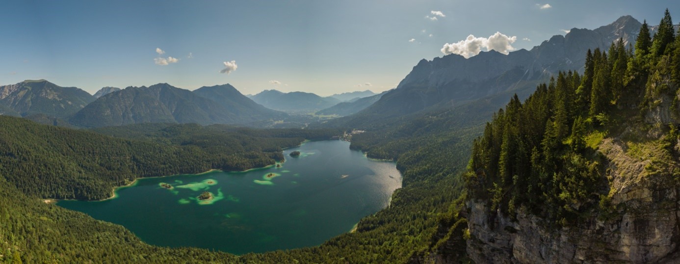 Eibsee in Garmisch-Partenkirchen von oben